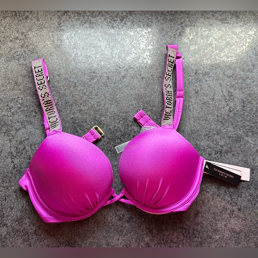VS 32C padded Bathing suit BNWT